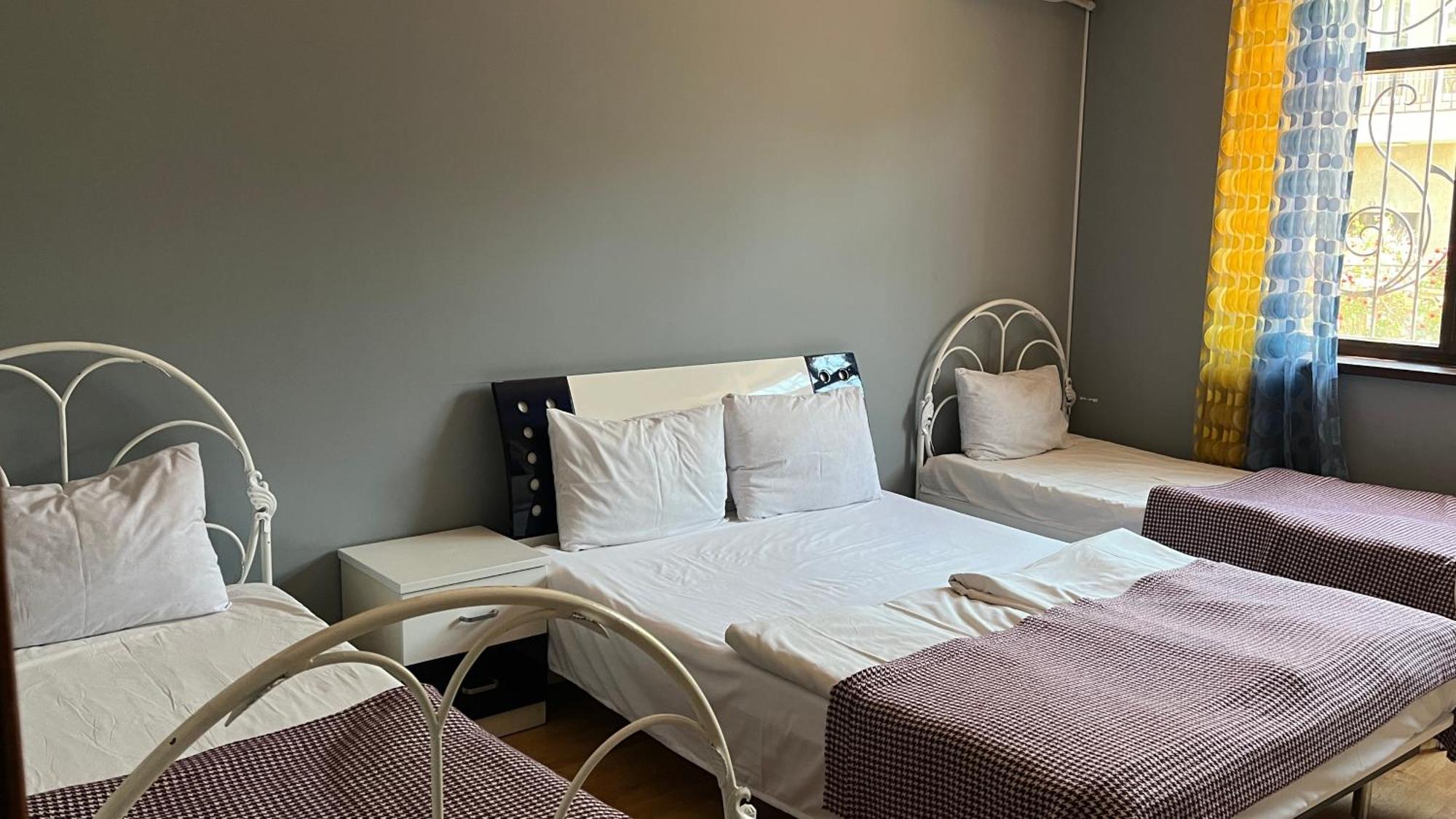 Ivy Boutique Hotel Erévan Chambre photo